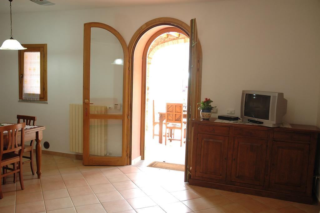 Agriturismo Podere Gozzuto 加沃拉诺 客房 照片